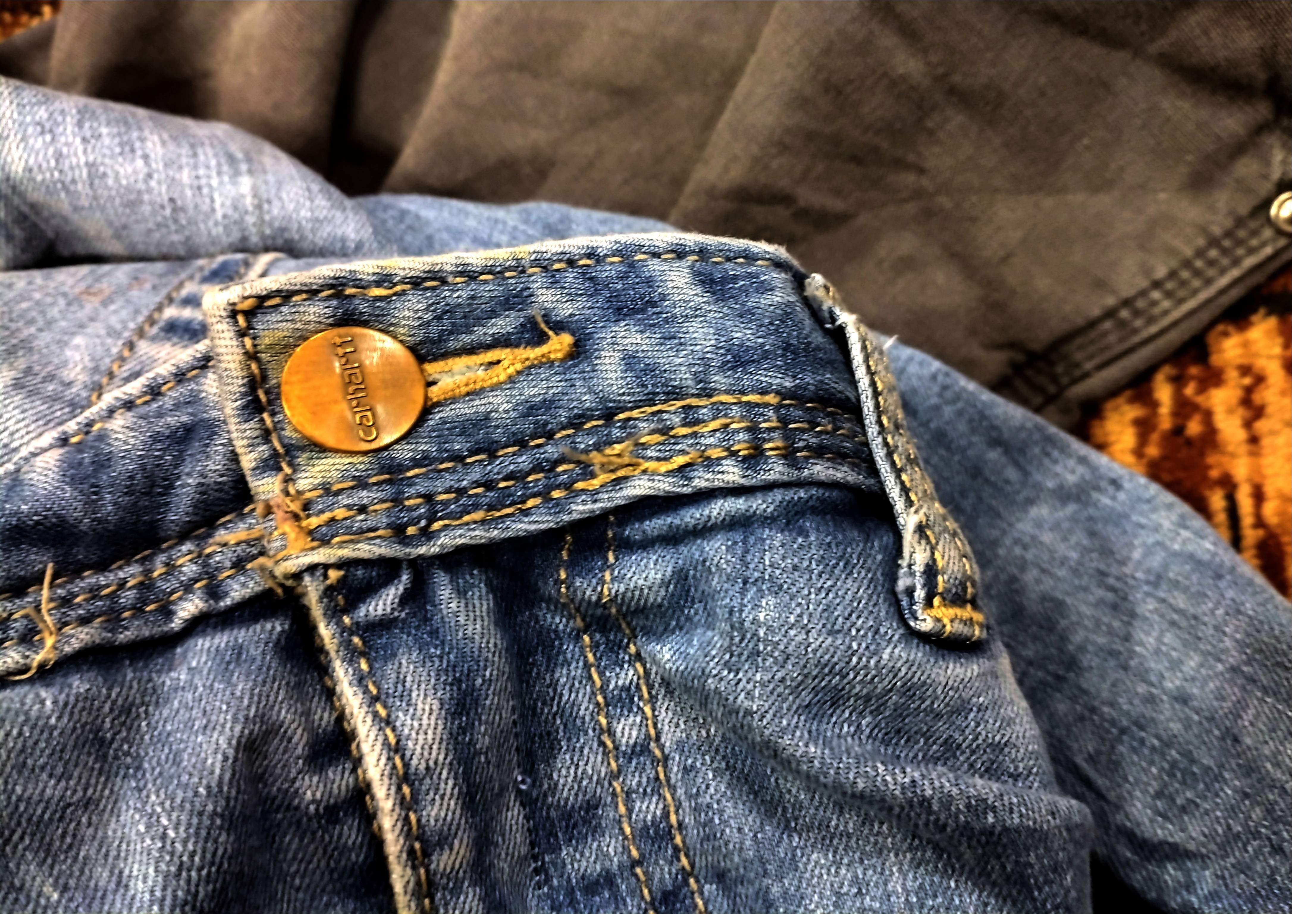 Carhartt & Dickies Pants - 16 Pcs