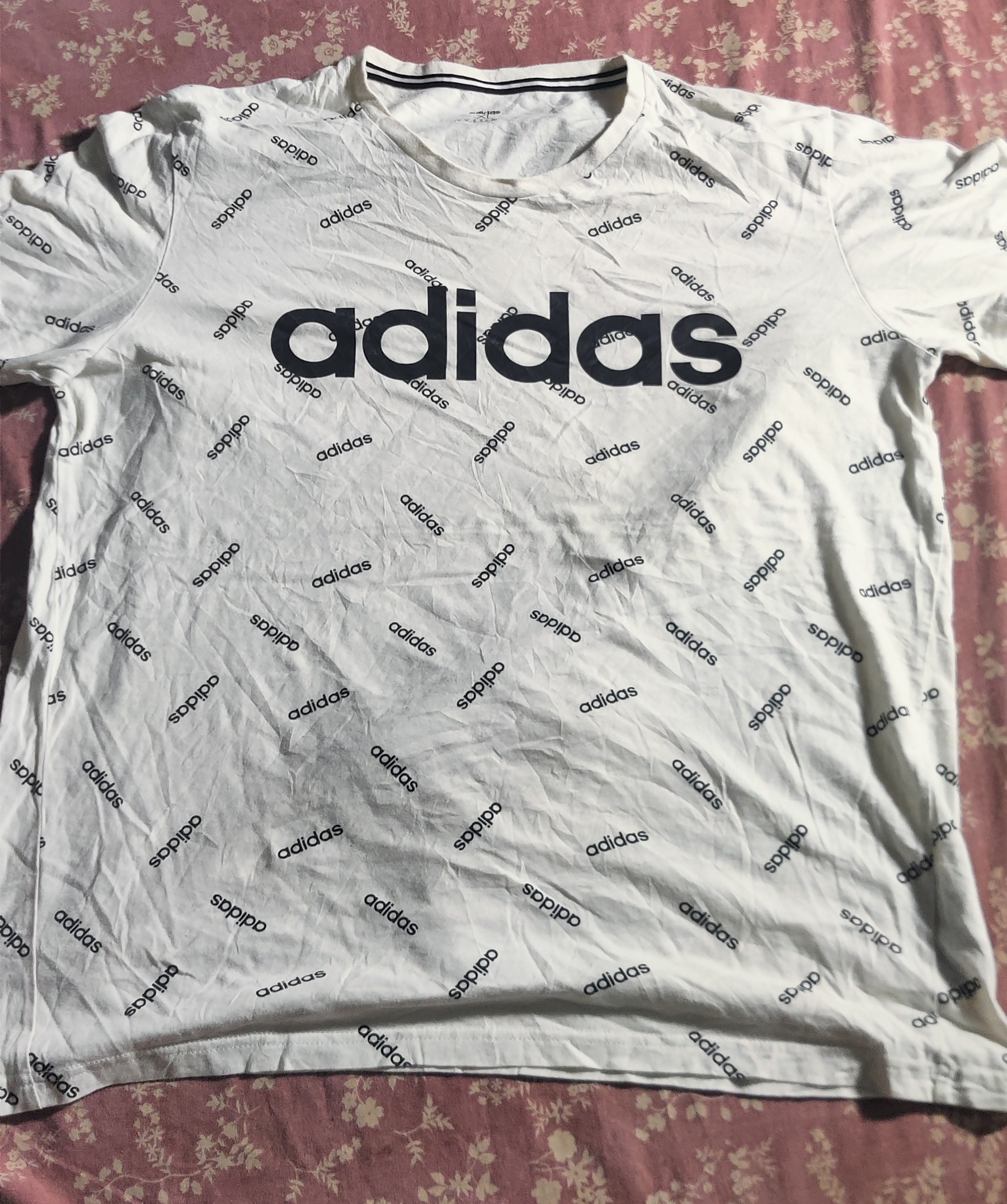 Adidas tshirt