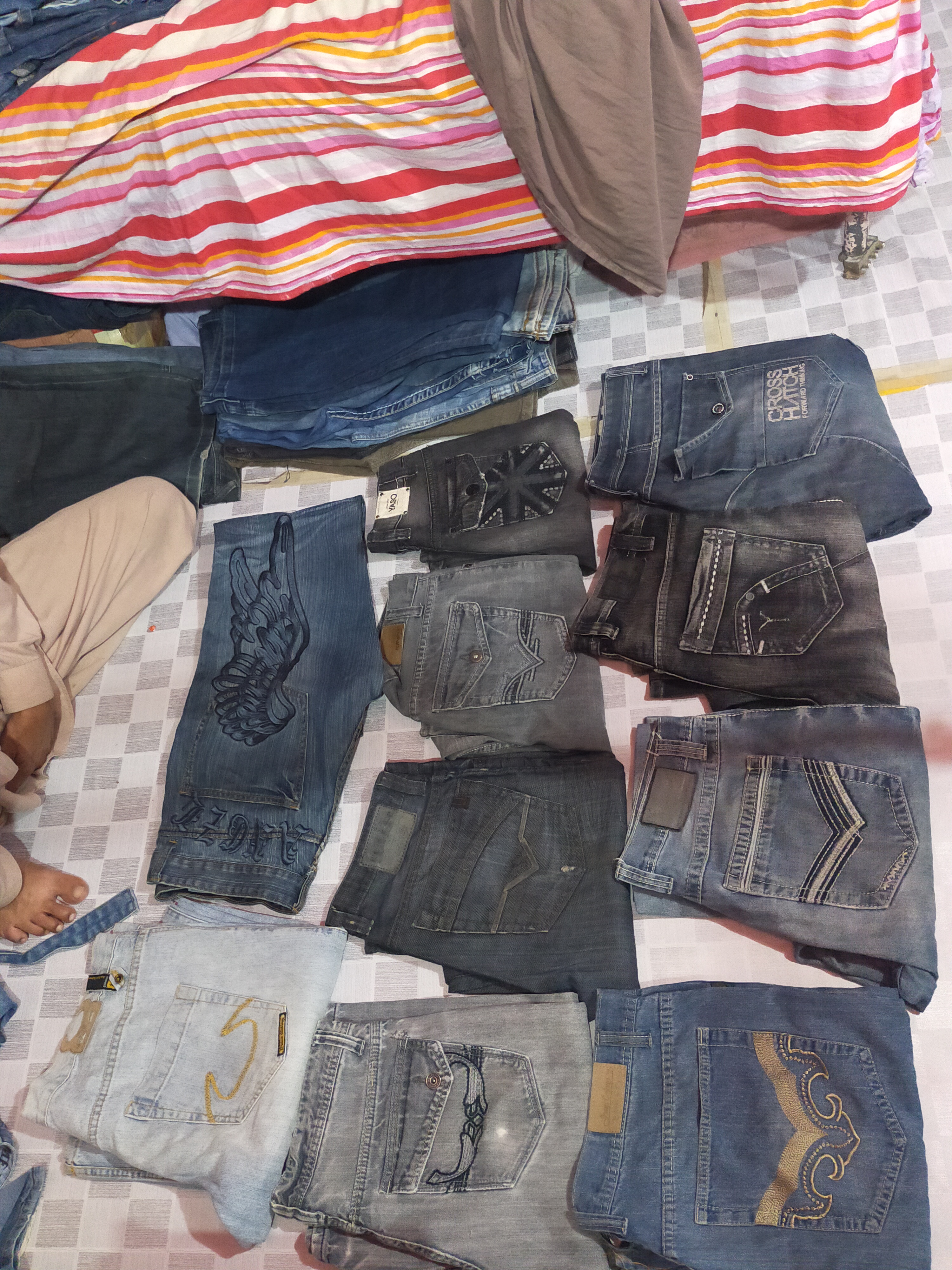 Id 44 polo and other mix brands total 20 pieces